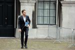 Den Haag 31 augustus 2021
Mark Rutte , Wopke Hoekstra Lillianne Ploumen Jesse Klaver Sigrid Kaag Gert Jan Segers en Rob Jetten op gesprek bij Mariette Hamer ivm vormen van nieuwe regering op het binnenhof.