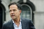 Den Haag 31 augustus 2021
Mark Rutte , Wopke Hoekstra Lillianne Ploumen Jesse Klaver Sigrid Kaag Gert Jan Segers en Rob Jetten op gesprek bij Mariette Hamer ivm vormen van nieuwe regering op het binnenhof.
