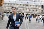 Den Haag 31 augustus 2021
Mark Rutte , Wopke Hoekstra Lillianne Ploumen Jesse Klaver Sigrid Kaag Gert Jan Segers en Rob Jetten op gesprek bij Mariette Hamer ivm vormen van nieuwe regering op het binnenhof.