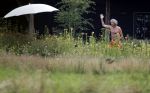 Eefde 12 augustus 2021
Matthijs v Nieuwkerk en zijn vriendin Martha Riemsma vieren vakantie bij het vakantiehuis van Matthijs