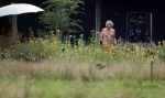 Eefde 12 augustus 2021
Matthijs v Nieuwkerk en zijn vriendin Martha Riemsma vieren vakantie bij het vakantiehuis van Matthijs
