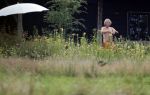 Eefde 12 augustus 2021
Matthijs v Nieuwkerk en zijn vriendin Martha Riemsma vieren vakantie bij het vakantiehuis van Matthijs