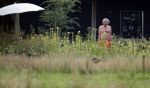 Eefde 12 augustus 2021
Matthijs v Nieuwkerk en zijn vriendin Martha Riemsma vieren vakantie bij het vakantiehuis van Matthijs