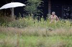 Eefde 12 augustus 2021
Matthijs v Nieuwkerk en zijn vriendin Martha Riemsma vieren vakantie bij het vakantiehuis van Matthijs