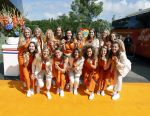 Den Haag 10 augustus 2021
De olympische sporters die een medaille hebben gewonnen op de olympische spelen van Tokyo worden geeerd door oa Mark Rutte en Minister Stef Blok. De huldiging vint plaats in het sportcentrum in het zuiderpark.
Aanwezig oa  Sifan Hassan Harrie Lavreysen  Kiran Badloe Annemiek v d Vleuten Niek Kimmann Shanne Braspennincx Abdi Nageeye Jeffrey Hoogland Gabriella Schloesser Steve Wijler Arno Kamminga Sharon v Rouwendaal Tom Dumoulin Anouk Vetter Femke Bol Nouchka Fontijn Merel Smulders Sanne v Dijke Maikel v d Vleuten Kirsten Wild Annemiek Bekkering Annette Duetz Emma Oosterwegel Marit Bouwmeester Anna v d Breggen Roy v d Berg , heren 4 roeien , dames 2 roeien, heren 4x 400m  en het nederlands dames hockeyteam .Ook chef de Mission Pieter v d Hoogenband is er natuurlijk bij .