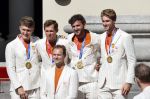 Den Haag 10 augustus 2021
Koning Willem Alexander en Koningin Maxima ontvangen op paleis noordeinde alle medaillewinnaars van de Olympische spelen in Tokyo. oa Sifan Hassan Harrie Lavreysen  Kiran Badloe Annemiek v d Vleuten Niek Kimmann Shanne Braspennincx Abdi Nageeye Jeffrey Hoogland Gabriella Schloesser Steve Wijler Arno Kamminga Sharon v Rouwendaal Tom Dumoulin Anouk Vetter Femke Bol Nouchka Fontijn Merel Smulders Sanne v Dijke Maikel v d Vleuten Kirsten Wild Annemiek Bekkering Annette Duetz Emma Oosterwegel Marit Bouwmeester Anna v d Breggen Roy v d Berg , heren 4 roeien , dames 2 roeien, heren 4x 400m  en het nederlands dames hockeyteam .Ook chef de Mission Pieter v d Hoogenband is er natuurlijk bij .