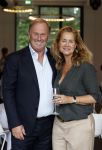 Leersum 26 augustus 2021
Expositie Paulien Huizinga bij Parc Broekhuizen . paulien met vriend/partner Ronald Goes