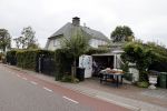 Breukeleveen 31 aqugustus 2021
Prins Maurits en Prinses Marilene hebben een nieuw huis / villa aan de loosdrechtse plassen gekocht. Prinses mabel woont 100 meter bij ze vandaan.