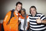 Schiphol 9 augustus 2021
Aankomst olympische sporters op schiphol in hotel Hilton. Sifan hassan met manager en een fan