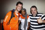 Schiphol 9 augustus 2021
Aankomst olympische sporters op schiphol in hotel Hilton. Sifan hassan met manager en een fan