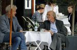 Amsterdam 20 augustus 2021
Advocaat Stefan Kalff en oud miss nederland organisator Hans Konings op terras.