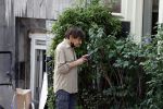 Amsterdam 13 augustus 2021
Wim T Schippers voor zijn huis op de wallen.