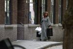 Amsterdam 21 augustus 2022
Astrid Joosten en haar man Rob Peters arriveren met boodschappen bij hun huis in Amsterdam zuid
