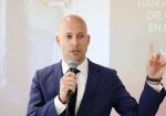 Hilversum 28 maart 2022
Presentatie boek en munt van Bibian Mentel. Haar man Edwin Spee kwam met zijn vriendin Mandy. 
Bert v Ravenswaaij