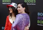 Amsterdam 24 augustus 2022
Oremiere Bodies Bodies Bosies van Halina Reijn in Tuschinski . `Halina en haar hartsvriendin Carice v Houten