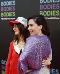 Amsterdam 24 augustus 2022
Oremiere Bodies Bodies Bosies van Halina Reijn in Tuschinski . `Halina en haar hartsvriendin Carice v Houten