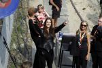 Zandvoort 4 september 2022
Floor Jansen zingt het nederlandse volkslied voorafgaand aan den Nederlands F1 Grand Prix . Ook haar man Hannes v Dahl en hun dochtertje waren erbij.
