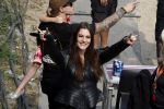 Zandvoort 4 september 2022
Floor Jansen zingt het nederlandse volkslied voorafgaand aan den Nederlands F1 Grand Prix . Ook haar man Hannes v Dahl en hun dochtertje waren erbij.