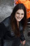 Zandvoort 4 september 2022
Floor Jansen zingt het nederlandse volkslied voorafgaand aan den Nederlands F1 Grand Prix . Ook haar man Hannes v Dahl en hun dochtertje waren erbij.