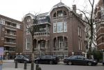 Amsterdam 16 maart 2022
Bij het huis van Gigi ravelli en haar man Roger Hoedenius hangt een Ukrainse vlag