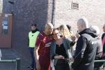 Utrecht 27 maart 2022
Bij voetbalclub DHSC in Utrecht wordt een dag georganiseerd waar geld opgehaald wordt voor Ukraine. Wesley Sneijder Mart Hoogkamer Evgeniy Levchenko Djarno Hofland Juvat Westendorp Koen Weijland Noa Zeeuw Glenn Helder ea spelen oa mee.