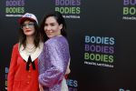 Amsterdam 24 augustus 2022
Oremiere Bodies Bodies Bosies van Halina Reijn in Tuschinski . `Halina en haar hartsvriendin Carice v Houten