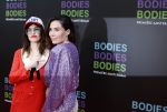 Amsterdam 24 augustus 2022
Oremiere Bodies Bodies Bosies van Halina Reijn in Tuschinski . `Halina en haar hartsvriendin Carice v Houten
