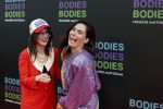 Amsterdam 24 augustus 2022
Oremiere Bodies Bodies Bosies van Halina Reijn in Tuschinski . `Halina en haar hartsvriendin Carice v Houten