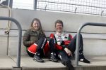 Zandvoort 28 maart2022
Tom Coronel geeft les aan Hanna Schiller en haar partner Jan jaap v Roon