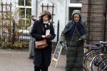 Amsterdam 31 maart 2022
Isa Hoes en Medina Schuurman op straat in Amsterdam