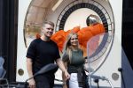 Amsterdam 24 augustus 2022
Jacob Ferilli met zijn zus op de pc hooftstraat