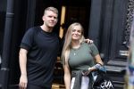 Amsterdam 24 augustus 2022
Jacob Ferilli met zijn zus op de pc hooftstraat