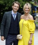 Amsterdam 15 september 2022
Kimberley Klaver en Michel v d Bergh trouwen bij het rijk van de keizer . Ze trouwen in de openlucht. Lieke v Lexmond met haar man Bas v Veggel