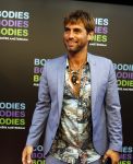 Amsterdam 24 augustus 2022
Premiere Bodies Bodies Bosies van Halina Reijn in Tuschinski . Manuel Broekman  met vriendin