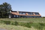 Uitdam 1 september 2022
Marc Klein Essink heeft zijn boerderij voor 2.5 miljoen te koop staan.