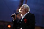 Venlo 8 september 2022
Marco Bakker geeft concert in de openlucht van Venlo . Ook reikt Thijs v Leer hem zijn nieuwe cd uit.