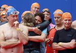 Amsterdam 28 augustus 2022
ALS Cityswim door de grachten van Amsterdam . Mari Carmen Oudendijk zwemt voor en met haar broer Carlos die aan ALS lijdt.