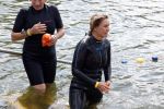 Amsterdam 28 augustus 2022
ALS Cityswim door de grachten van Amsterdam . Mari Carmen Oudendijk zwemt voor en met haar broer Carlos die aan ALS lijdt.