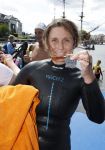 Amsterdam 28 augustus 2022
ALS Cityswim in de grachten van Amsterdam.
Marie Carmen Oudendijk zwemt met haar broer de cityswim .Haar broer heeft ALS