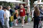 Amsterdam 1 augustus 2022
Mieke v d Weij op de markt in Amsterdam bij de Utrechtse straat.