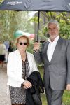 Amsterdam 15 september 2022
Kimberley Klaver en Michel v d Bergh trouwen bij het rijk van de keizer . Ze trouwen in de openlucht. Pieter Storms met zijn vrouw Nina Brink Storms