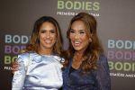 Amsterdam 24 augustus 2022
Oremiere Bodies Bodies Bosies van Halina Reijn in Tuschinski . Patty Brard kwam met haar dochter Priscilla Nasi