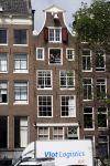 Amsterdam 1 augustus 2022
Het nieuwe huis van prinses Amalia wordt helemaal verbouwd . Er zijn nu ook veiligheids camera's opgehangen . Grachtenpand.