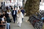 Amsterdam 5 september 2022
Prinses Amalia arriveert bij de UVA op haar eerste schooldag . Er was heel veel pers aanwezig.