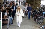 Amsterdam 5 september 2022
Prinses Amalia arriveert bij de UVA op haar eerste schooldag . Er was heel veel pers aanwezig.