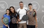 Capelle aan de IJssel 7 september 2022
Presentatie kleinglijn voor Padel van Robin van Persie en zijn vrouw Bouchra v Persie. Robin met zijn vrouw Bouchra zoon Shaqueel en Dina Layla