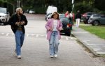 Loenen aan de Vecht 15 september 2022
Roxeanne Hazes gaat voorleen op basisschool Ludgerus in Loenen waar ze zelf vroegr op heeft gezeten . Haar vriend Erik Swennes is er ook bij.