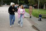 Loenen aan de Vecht 15 september 2022
Roxeanne Hazes gaat voorleen op basisschool Ludgerus in Loenen waar ze zelf vroegr op heeft gezeten . Haar vriend Erik Swennes is er ook bij.