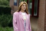 Loenen aan de Vecht 15 september 2022
Roxeanne Hazes gaat voorleen op basisschool Ludgerus in Loenen waar ze zelf vroegr op heeft gezeten . Haar vriend Erik Swennes is er ook bij.
