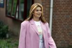 Loenen aan de Vecht 15 september 2022
Roxeanne Hazes gaat voorleen op basisschool Ludgerus in Loenen waar ze zelf vroegr op heeft gezeten . Haar vriend Erik Swennes is er ook bij.
